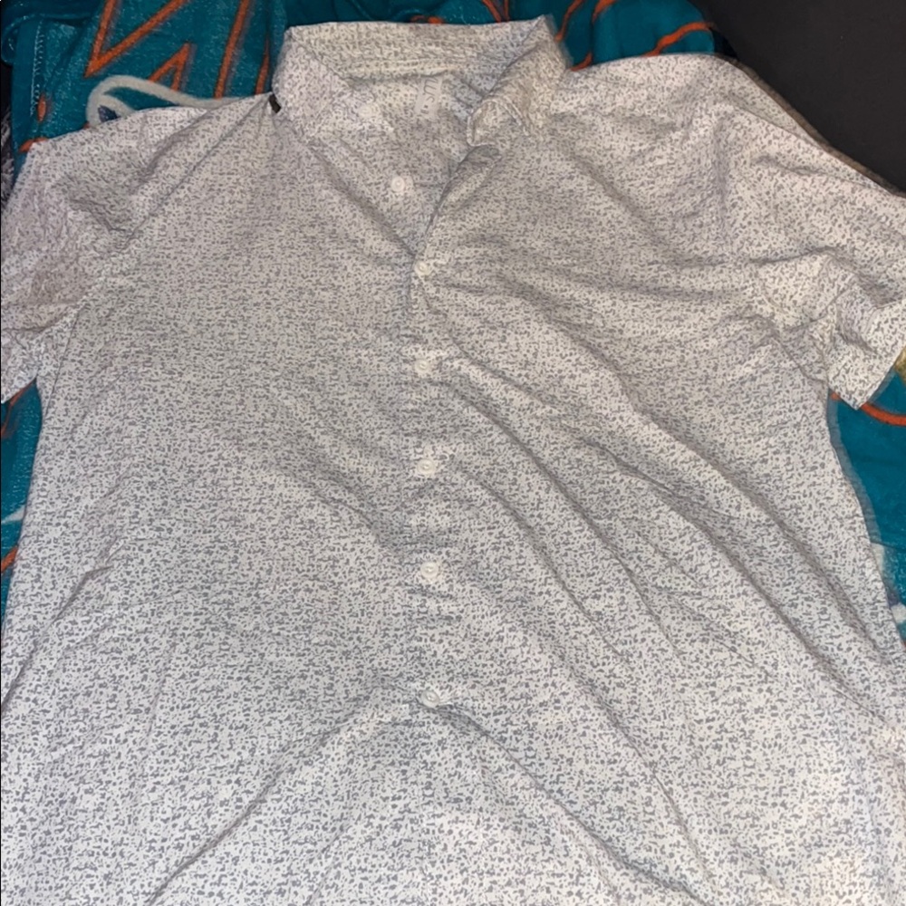 Men's medium Stylus Patterned Shirt